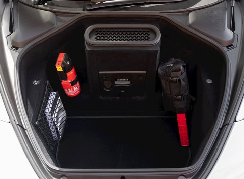 McLaren 720S Performance 33