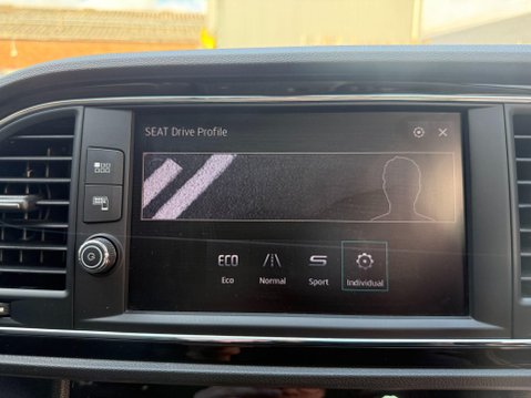 SEAT Leon TSI EVO FR DSG 28