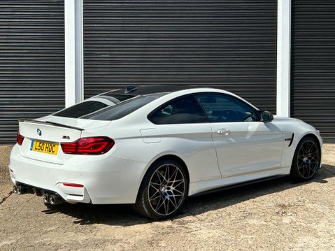 BMW 4 Series M4 COMPETITION 4