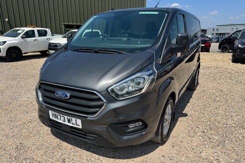 Ford Transit Custom SWB L1H1 Low Roof Limited 280 Air Con Alloys Sensors EURO 6