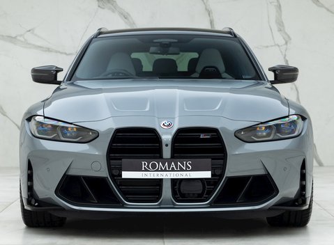 BMW M3 Competition xDrive Touring 4