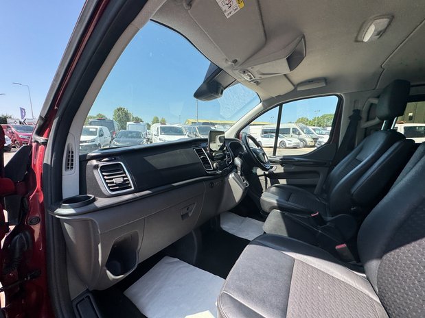 Ford Transit Custom Crew Cab AUTO SWB L1H1 Low Roof Sport 320 Nav Sensors Air Con Alloys EURO 6 14
