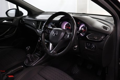 Vauxhall Astra SRI VX-LINE NAV S/S 5