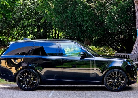 Land Rover Range Rover 3.0 Range Rover Autobiography D MHEV Auto 4WD 5dr 36