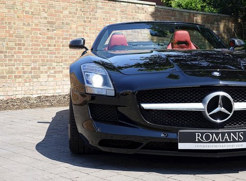 Mercedes-Benz SLS AMG Roadster 19
