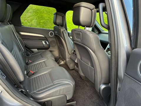 Land Rover Discovery 3.0 Discovery R-Dynamic HSE D MHEV Auto 4WD 5dr 13