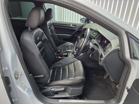 Volkswagen Golf 2.0 TSI BlueMotion Tech R Hatchback 5dr Petrol DSG 4Motion Euro 6 (s/s) (31 20