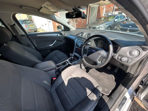 Ford Mondeo 2.0 TDCi Titanium Euro 5 5dr 10