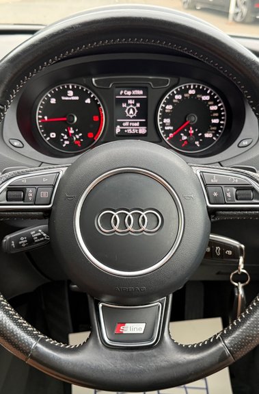 Audi Q3 TDI QUATTRO S LINE PLUS -AUTOMATIC -PAN ROOF -REAR CAMERA -HIGH BEAM ASSIST 