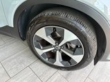 Volvo XC40 2.0 B4 MHEV Plus Dark DCT Auto Euro 6 (s/s) 5dr 9