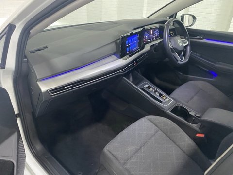 Volkswagen Golf LIFE ETSI DSG 14