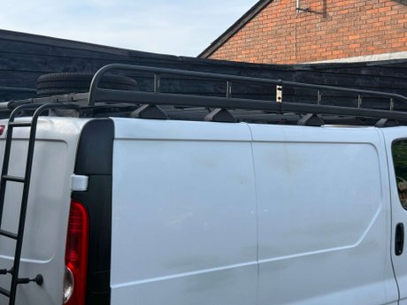 Vauxhall Vivaro 2.0 Vivaro 2900 CDTi SWB 29