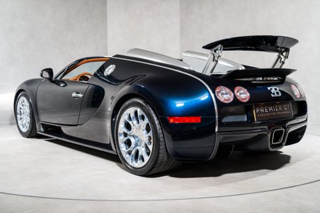 Bugatti Veyron GRAND SPORT. FRESH SERVICE. EX BUGATTI DISPLAY CAR. OUTSTANDING PROVENANCE 6