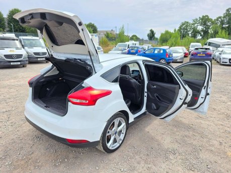 Ford Focus 1.5 TDCi Titanium X Hatchback 5dr Diesel Powershift Euro 6 (s/s) (120 ps) 15