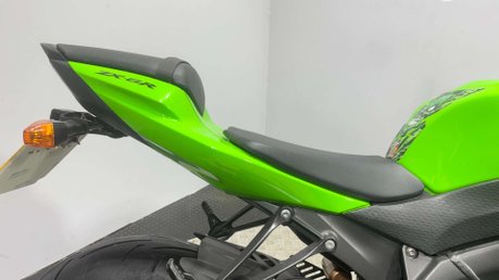 Kawasaki Ninja ZX6R 2009 ONLY 4K MEGA CLEAN 600CC SPORTS BIKE NEW MOT 40