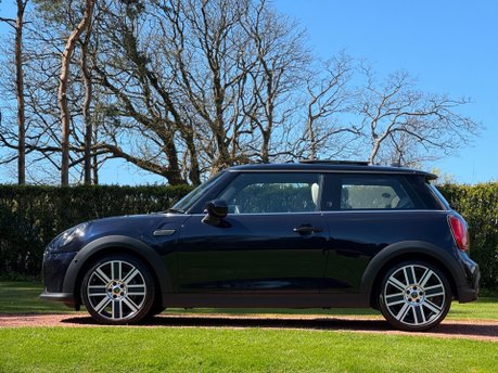 Mini Hatch COOPER EXCLUSIVE 4