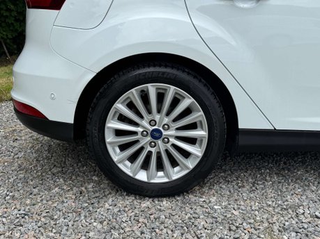 Ford Focus 1.5 Focus Titanium X 5dr 13