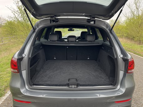 Mercedes-Benz GLC GLC 220D 4Matic AMG Line Auto Diesel SAT NAV/PARKTRONIC/SIDE STEPS 29