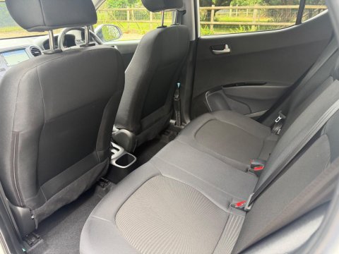 Hyundai i10 1.2 Premium SE Euro 6 5dr 24