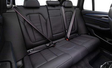 BMW Ix3 M Sport Pro 9