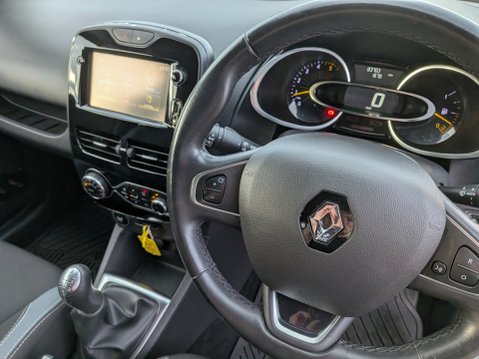 Renault Clio 1.5 DCI DYNAMIQUE S NAV 13