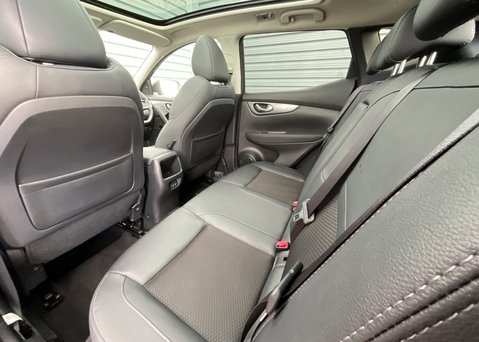 Nissan Qashqai 1.3 DIG-T TEKNA 14