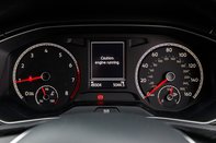 Volkswagen T-Roc SE TSI 14