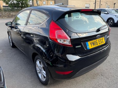 Ford Fiesta ZETEC 4