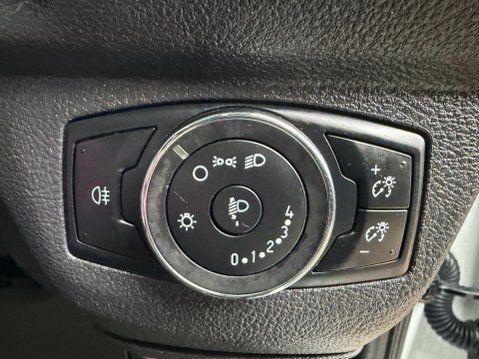 Ford Transit Courier 1.5 TDCi Panel Van 5dr Diesel Manual L1 Euro 6 (SLD) (75 ps) 28