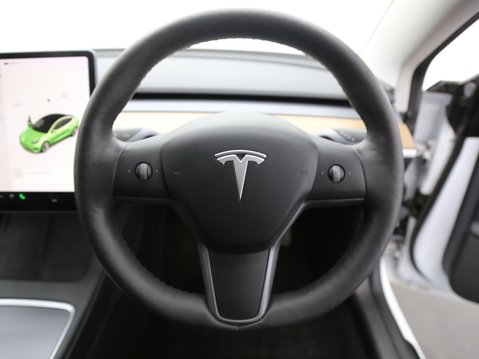 Tesla Model 3 Standard Range Plus Auto RWD 4dr 10