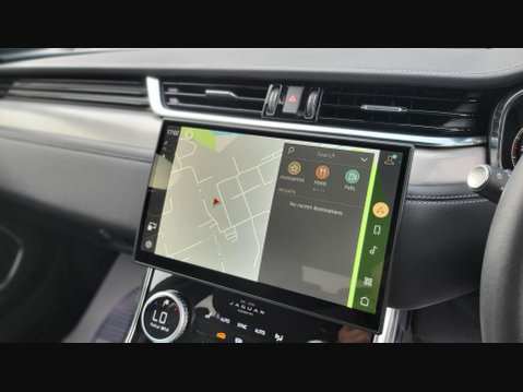 Jaguar XF R-DYNAMIC S 27