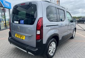 Peugeot Rifter HORIZON RE WAV 10