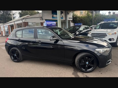 BMW 1 Series 1.6 116i Sport Auto Euro 5 (s/s) 5dr 8