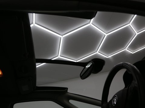 Vauxhall Zafira 2.0 CDTi Elite Nav Euro 6 (s/s) 5dr 26