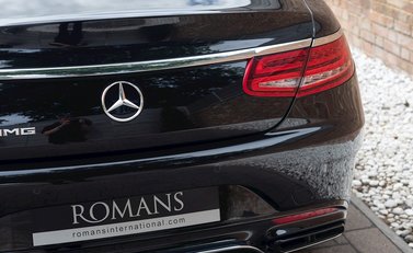 Mercedes-Benz S Class S65 Coupe 24