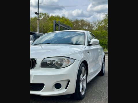 BMW 1 Series 2.0 120i Exclusive Edition Euro 5 (s/s) 2dr 33