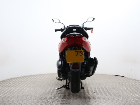 Yamaha Nmax 125 GPD125-A ABS 11