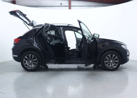 Volkswagen T-Roc 1.5 TSI GPF EVO SE SUV 5dr Petrol DSG Euro 6 (s/s) (150 ps) 59