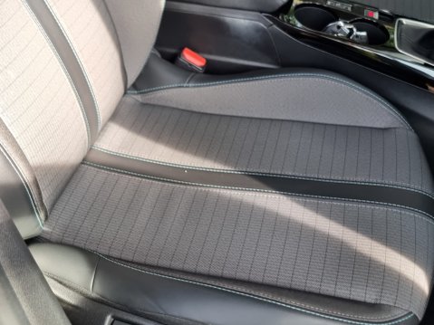 Peugeot 208 PURETECH ALLURE S/S 17