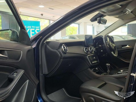 Mercedes-Benz GLA 1.6 GLA200 Sport Euro 6 (s/s) 5dr 49