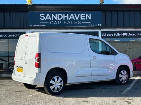 Vauxhall Combo 1.5 Turbo D 2300 Pro Panel Van 5dr Diesel Manual L1 H1 Euro 6 (s/s) (100 ps 7