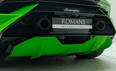 Lamborghini Huracan TECNICA 37