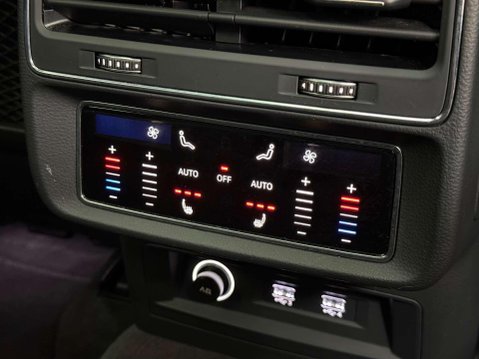 Audi Q8 3.0 TFSI V6 55 Vorsprung SUV 5dr Petrol Tiptronic quattro Euro 6 (s/s) (340 49