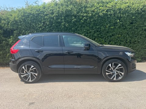 Volvo XC40 1.5 T3 R-Design Pro SUV 5dr Petrol Manual Euro 6 (s/s) (163 ps) 32
