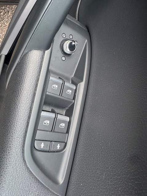 Audi Q5 TDI QUATTRO SPORT 27