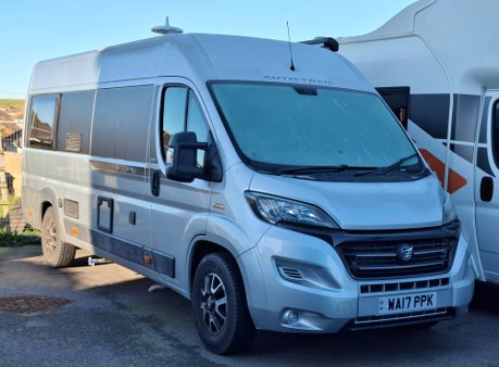 Auto-Trail V-Line 635 SE S-A 2017 AUTO DEPOSIT TAKEN 1