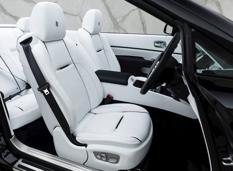 Rolls-Royce Dawn 12