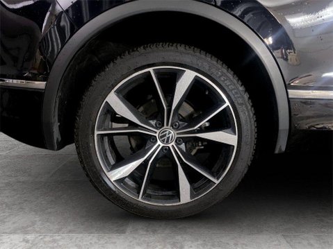 Volkswagen Tiguan 1.4 TSI 13kWh R-Line SUV 5dr Petrol Plug-in Hybrid DSG Euro 6 (s/s) (245 ps 10