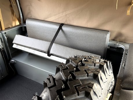 Land Rover Series II A 66