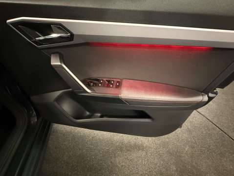 SEAT Arona 1.0 Arona FR EcoTSI Semi-Auto 5dr 15